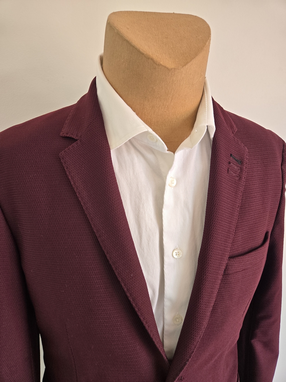 AU NOIR Burgundy Single-Breasted Blazer - damage - Picture 3 of 13